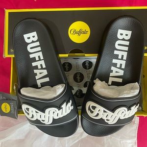 Buffalo Slide Slipper
